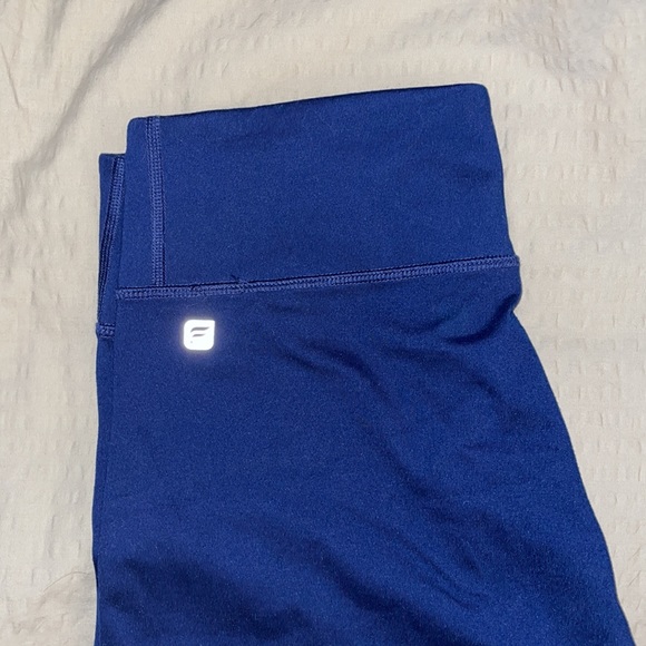 Fabletics Define Mid Rise Legging - Picture 4 of 4